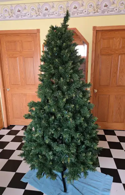 Christmas Tree 7.5', View more