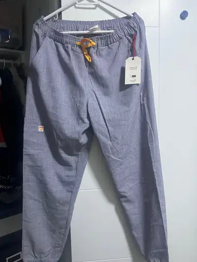 Brand New NorQuest College Scrub Pants – Large, View more