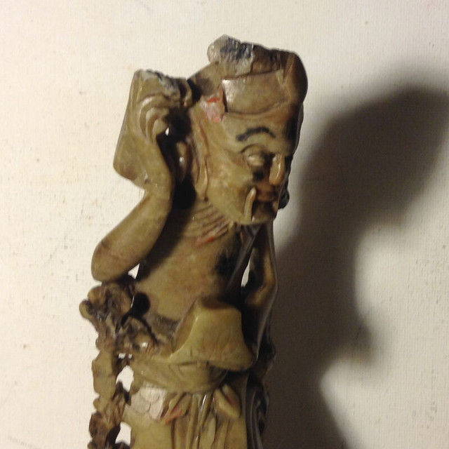 Antique Chinese Hand Carved Soapstone Statue/Figurine in Arts & Collectibles in Vancouver - Image 2