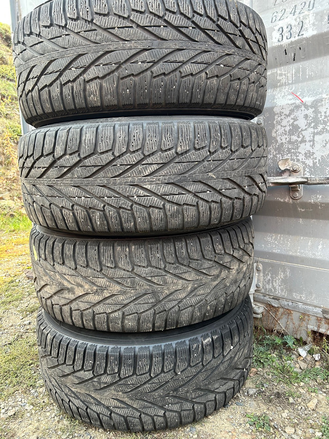 17”Ford f150 rims winter tires in Tires & Rims in Vernon - Image 2