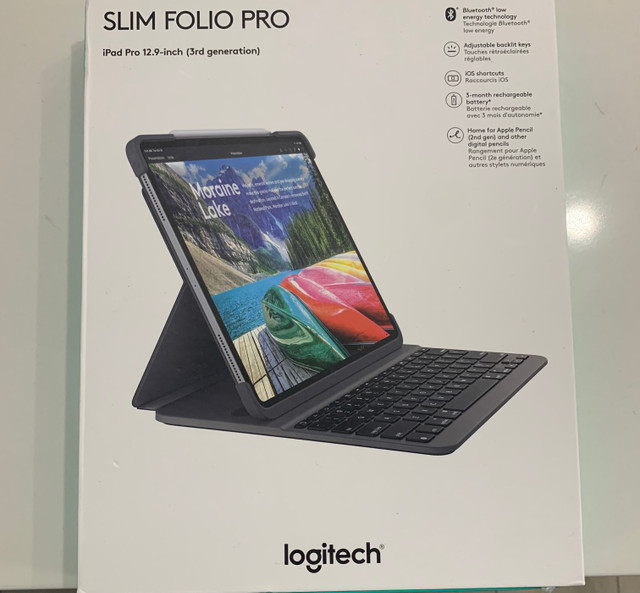 iPad Pro 12.9 inch (3rd generation) Slim Folio BT Keyboard in iPads & Tablets in Chatham-Kent