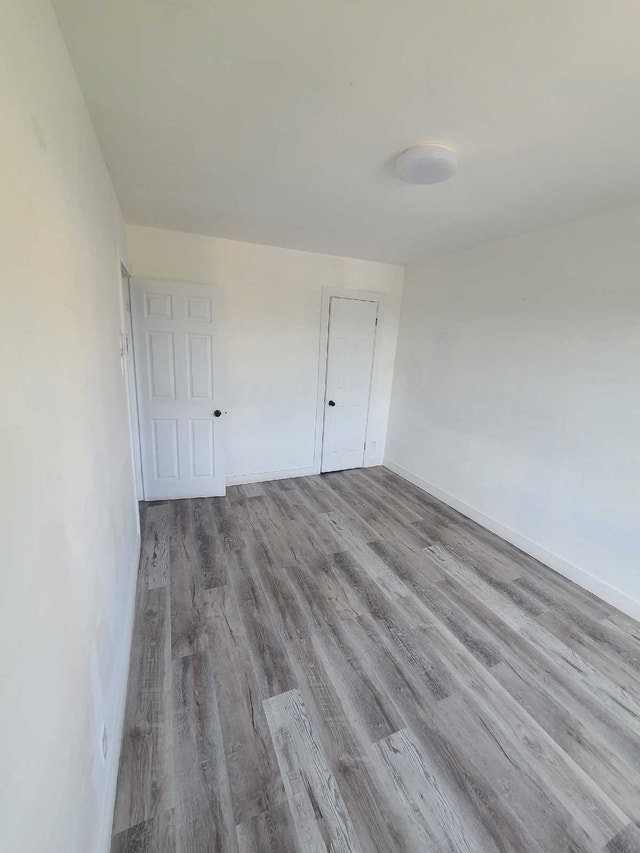 10e Avenue — photo 2
