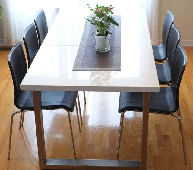 White Rectangular Dining Table – Minimalist Design in Dining Tables & Sets in Laval / North Shore - Image 3