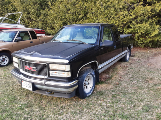 1996 GMC 1500 2wd in Cars & Trucks in Oshawa / Durham Region