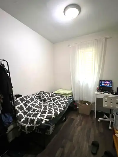 SUMMER SUBLET- Private furnished room available from May 1 to August 30 *Please read carefully* -Pri...