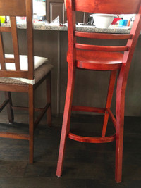 2 bar stools Good condition  seat- bottom is 29.5inch