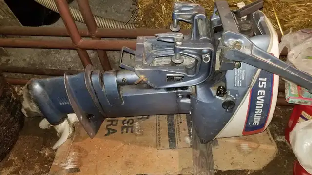 11ft inflatable zodiac style boat, 15 hp and trolling motor in Powerboats & Motorboats in Edmonton - Image 8