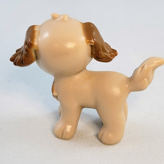 Fisher Price Dollhouse Pet Dog Figurine Vintage Read. You Have G in Toys & Games in Strathcona County - Image 4