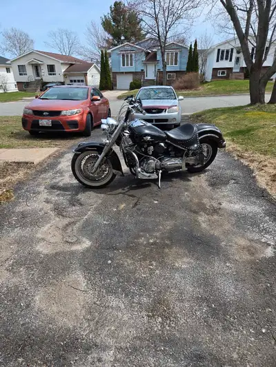 Only 34000 kms.3500 worth of custom in.Bike needs either clutch plates done or clutch cable have the...