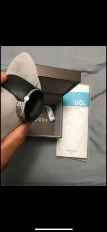 Authentic Gucci digital watch VVS diamonds62863283861122123