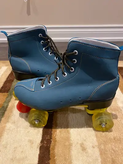 Rollerskates size 43 euro green, View more