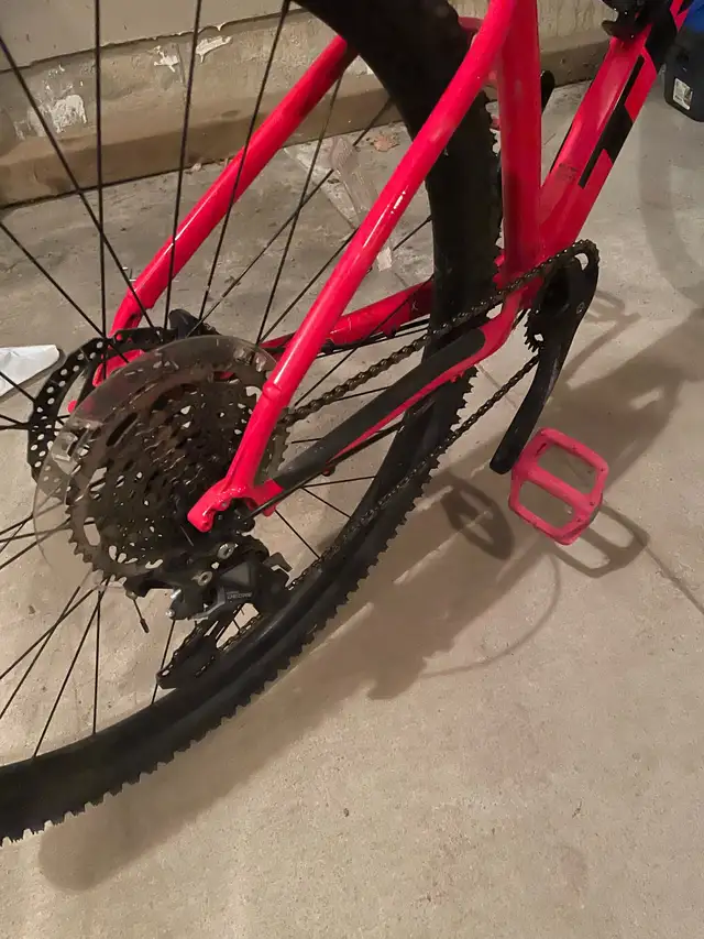 Trek Marlin 7 in Mountain in London - Image 3