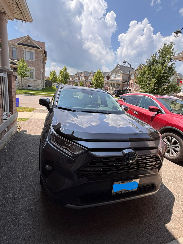 Toyota Rav4 2019 Hybrid Limited (Full Options) Low Mileage in Cars & Trucks in Oakville / Halton Region