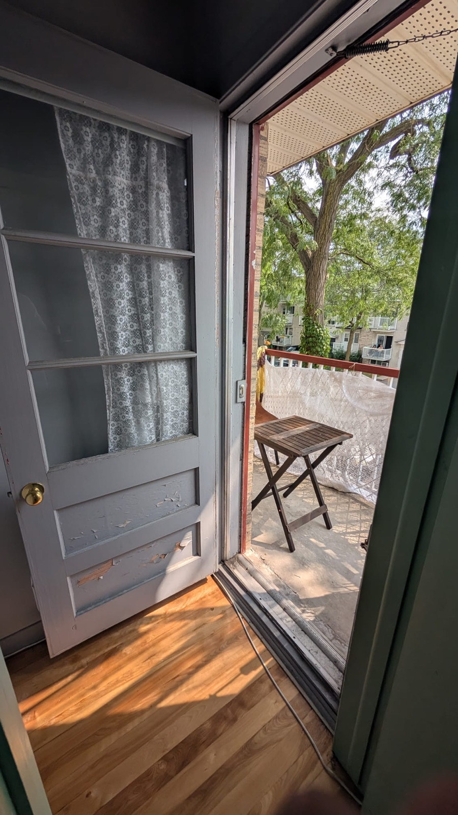 very large 5 1/2 to rent — photo 3