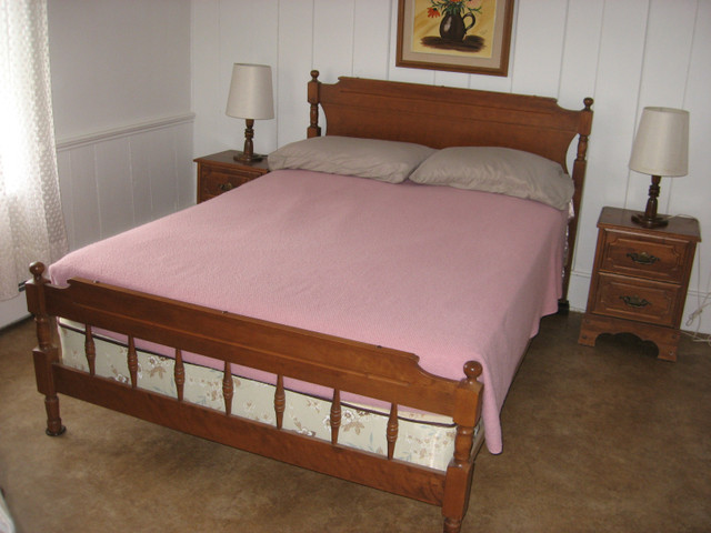 Set de chambre dans Lits et matelas  à Lévis
