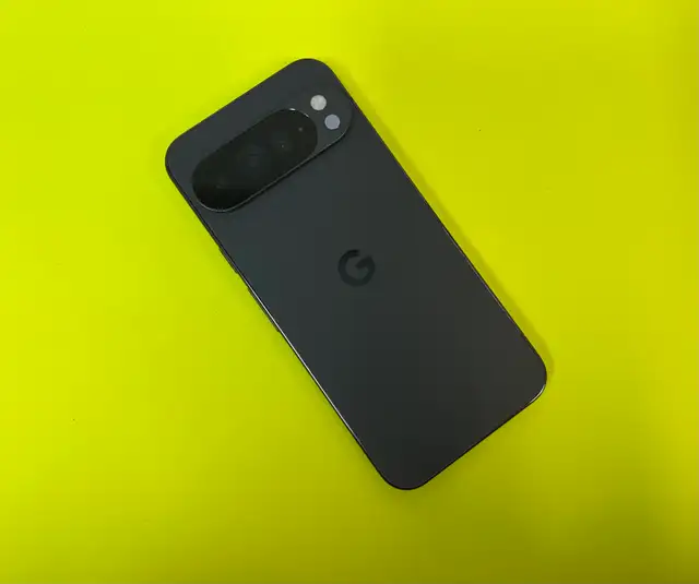 GOOGLE PIXEL 10 PRO XL 512GB UNLOCKED *UNDER WARRANTY* in Cell Phones in Mississauga / Peel Region - Image 7