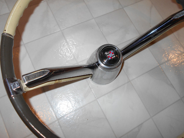 1962 Cadillac Steering Wheel - Good Original Driver Condition in Other Parts & Accessories in Barrie - Image 3