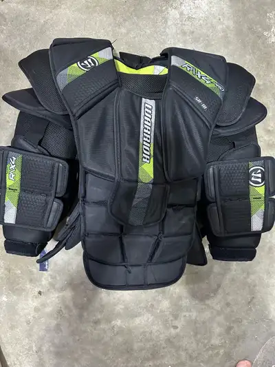 Warrior senior M goalie chest protector, View more
