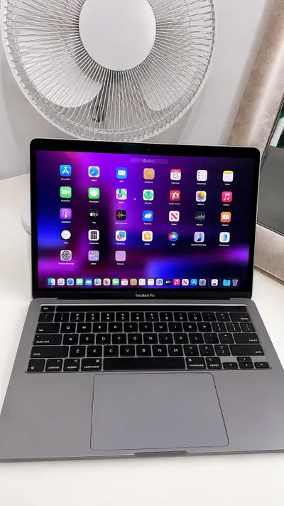 Macbook Pro 2022 M2 Neuf 13 Pouce, View more