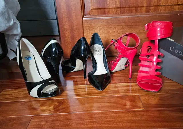 Women's Shoes in Women's - Shoes in City of Montréal - Image 2