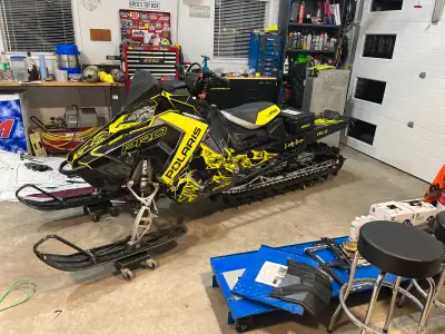 2020 RMK pro 850. 163 3 inch. Professionally shortened tunnel with MTNTK cooler. 1300 miles. Silber...