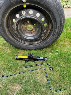 Michelin Energy MXV4 S8 P215/60R16 94V all Season Tire on Rim - with spare tire assembly - used as s...