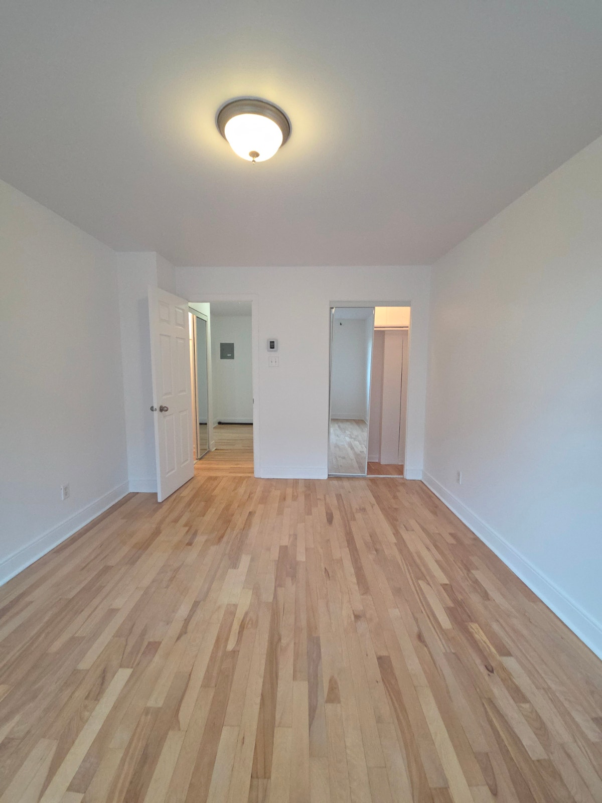 Large 1 bedroom 3.5 Cote de Neiges | Snowdon Metro — photo 3
