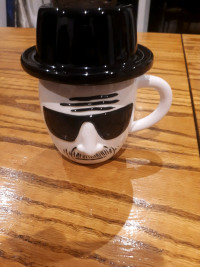 Breaking Bad 2015 Sony Pictures Coffee Mug Heisenberg
