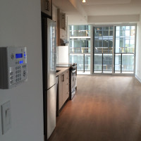 2 Bedroom + 1 Den North York Condo Next to Fairview Mall