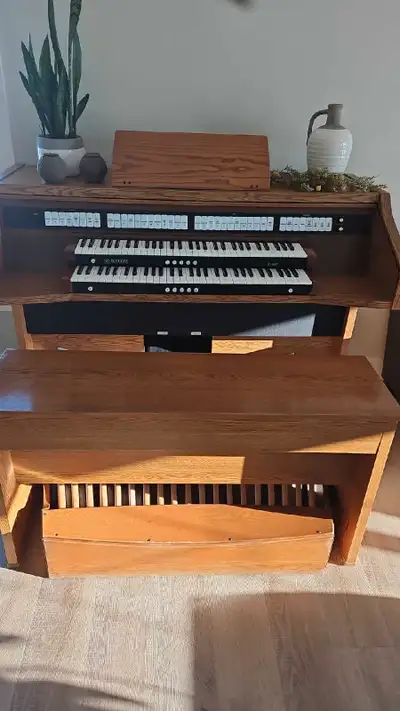 Rodgers C-445 Used Organ for Sale, View more