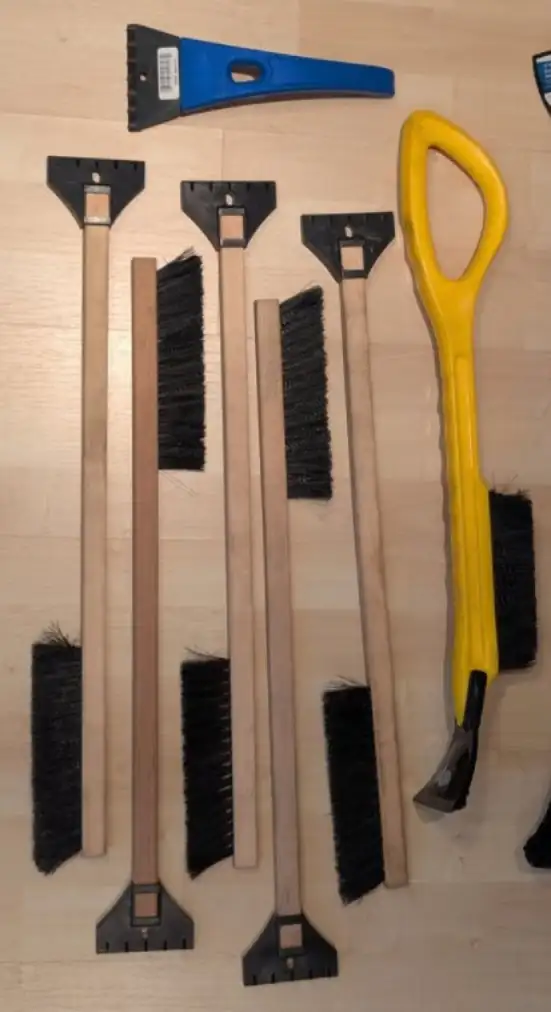 Snow brushes and scrapers