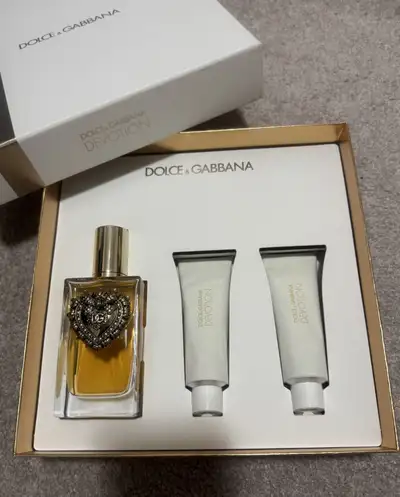 Dolce & Gabbana Perfume Gift Set, View more