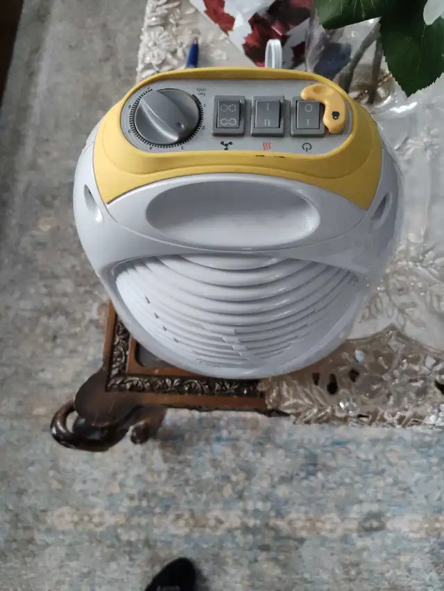 vornadobaby heater in Heaters, Humidifiers & Dehumidifiers in Kitchener / Waterloo - Image 3