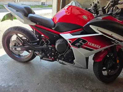 Excellent condition. LED turn signals and tail tidy upgraded, everything else is stock. Original tai...