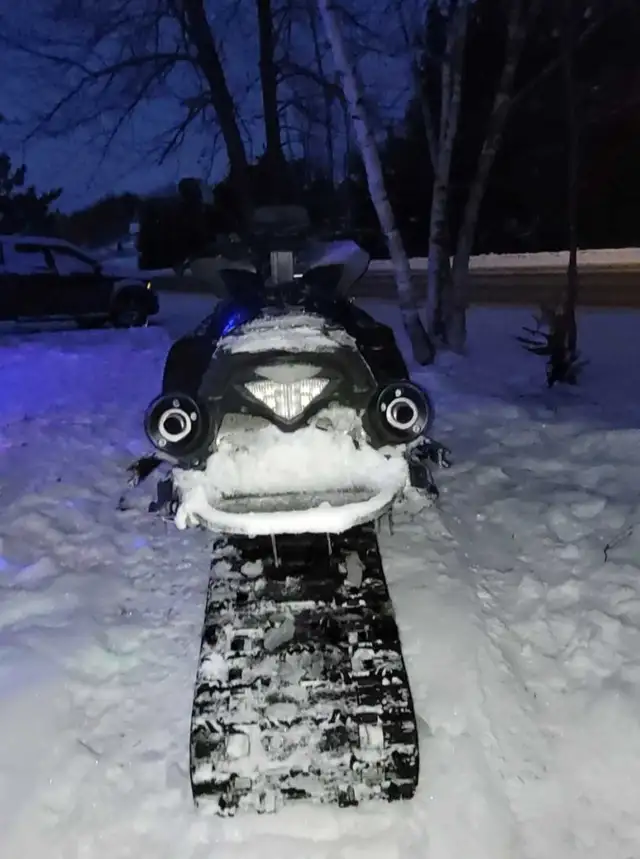 Yamaha vector 2010 in Sport Bikes in Edmundston - Image 4