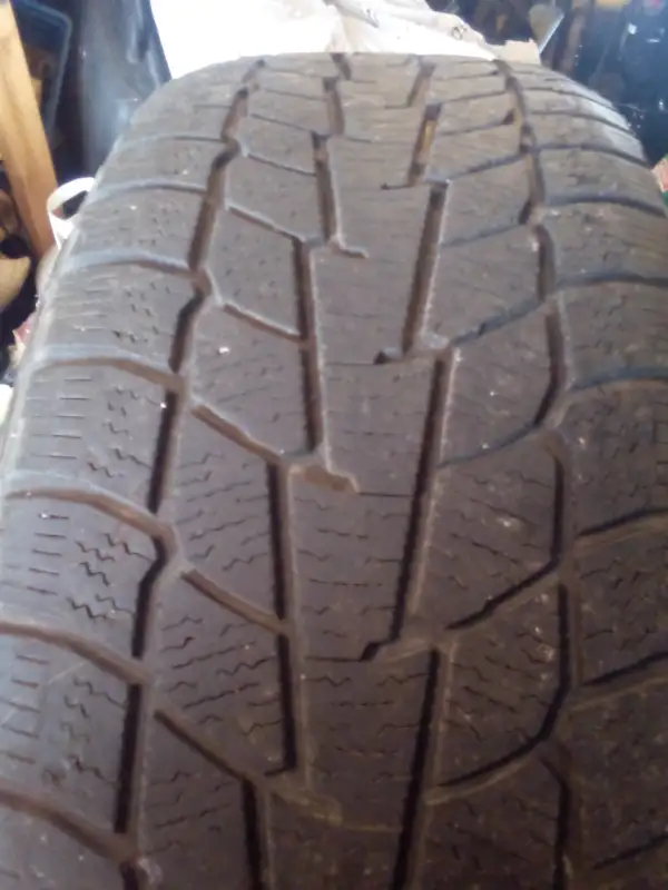 Set of 4 winter tires on rims in Tires & Rims in Owen Sound - Image 4