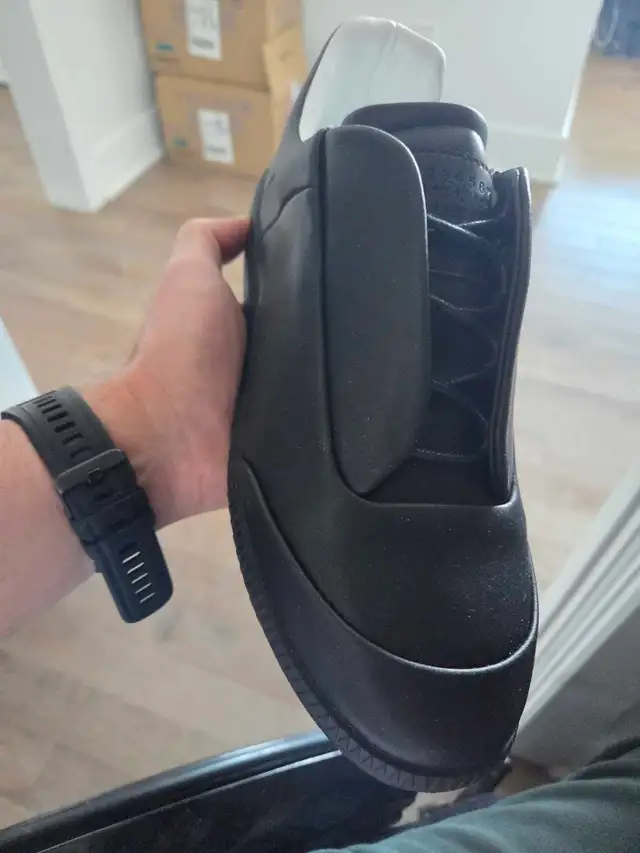 maison Margiela shoes  in Men's in Laval / North Shore - Image 10