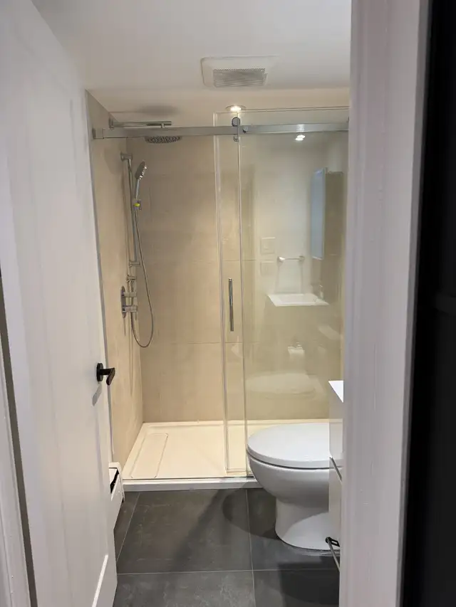 Salle de bain & cuisine- Plancher  Bathroom & kitchen -flooring64840201222658121