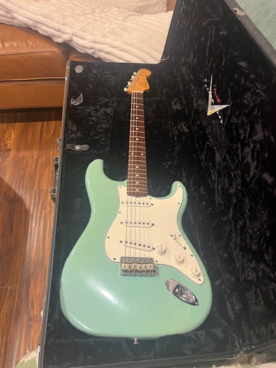 Fender Custom shop 1960's Closet classic Stratocaster, View more