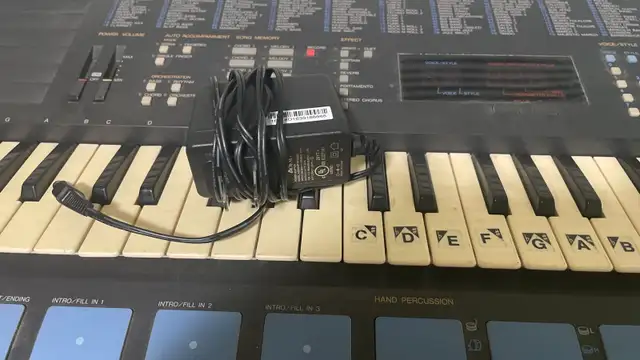 Yamaha PSR-520 Keyboard427545464501053444