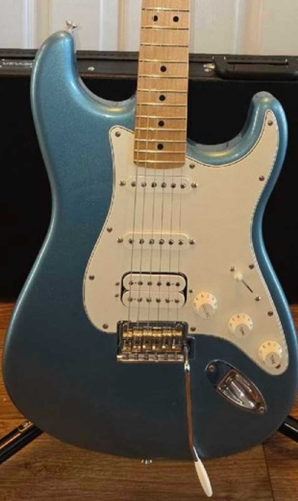 Fender HSS Players Stratocaster Tidepool 2PT Tremolo + HSC | Guitars ...