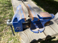 Irwin 4.5” bench vise