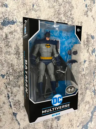 Mcfarlane Batman 1996 Platinum Edition, New & Mint Box, retails for $60+ yours for $45