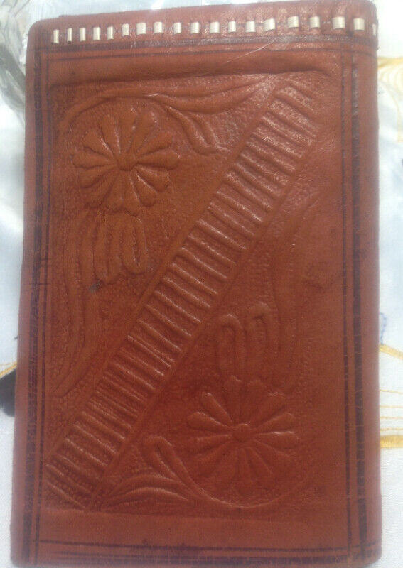 wallets soft leather design indian carving in Arts & Collectibles in Cape Breton - Image 3
