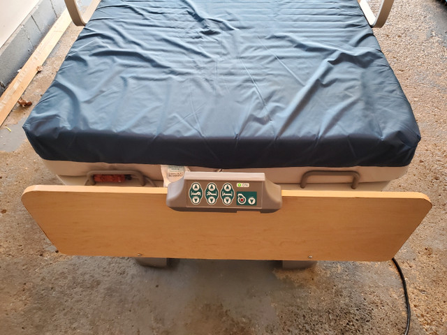Hospital Bed in Health & Special Needs in Leamington - Image 2