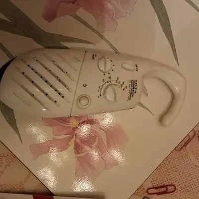 AM FM shower radio, View more