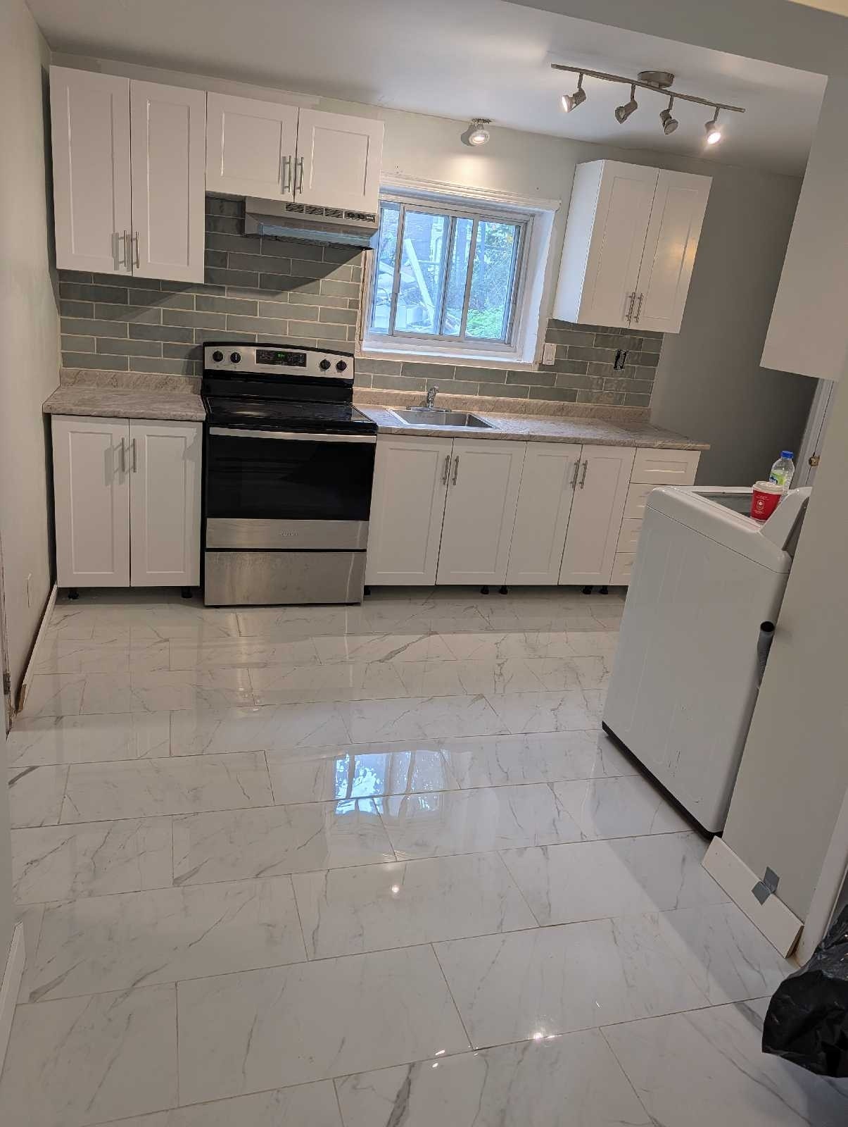 6934 Av. Rhéaume — photo 1