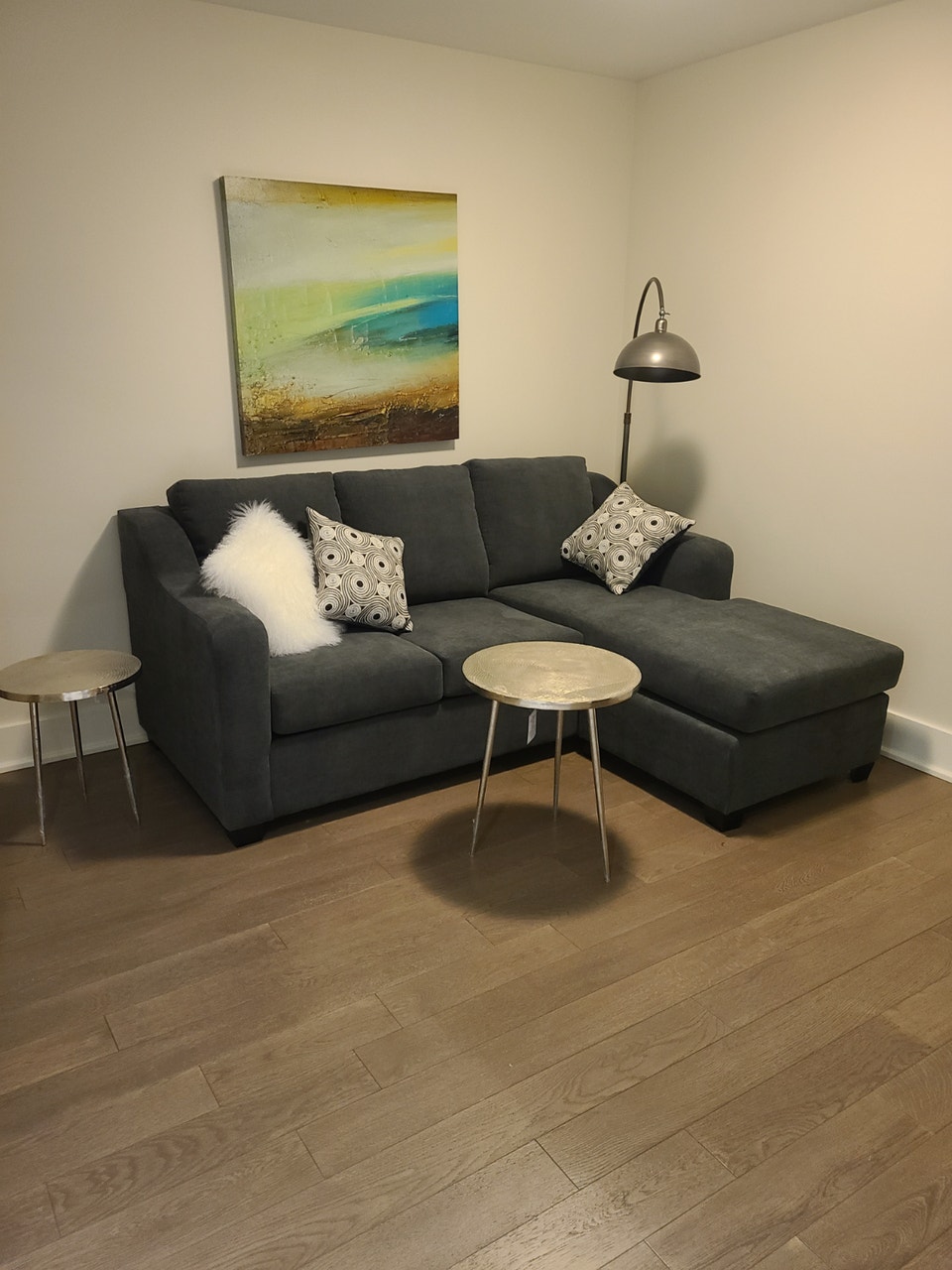 1700 Square foot Executive Condo for rent 5