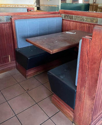 4 REATAURANT BOOTHS FOR SALE 