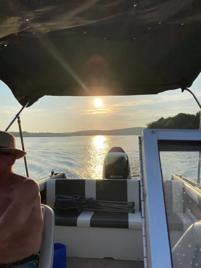 Bateau aluminium  in Powerboats & Motorboats in Sherbrooke - Image 8